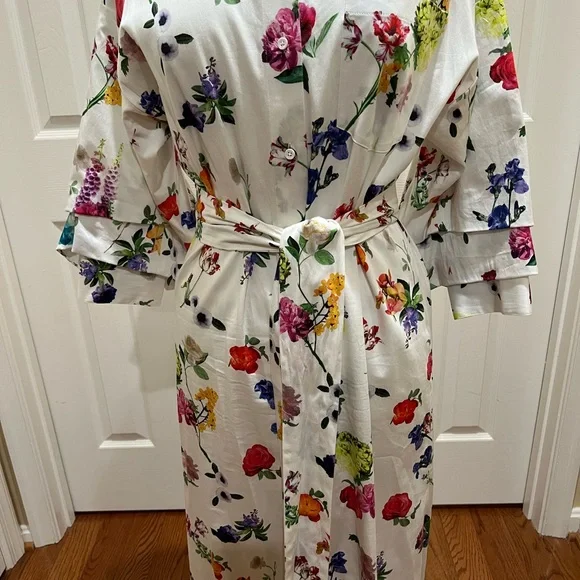 Alice + Olivia Floral Maxi Shirt Dress w/tie - Picture 7 of 13